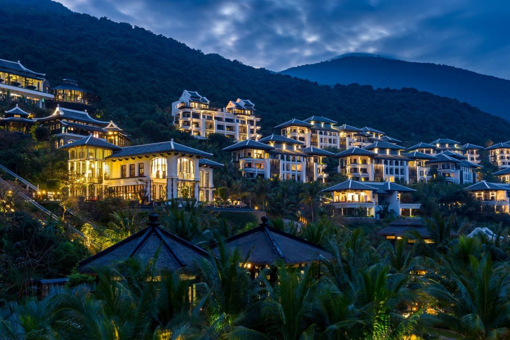  InterContinental Danang Sun Peninsula Resort